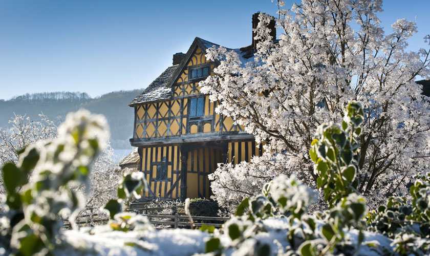 Stokesay Gatehouse in snow